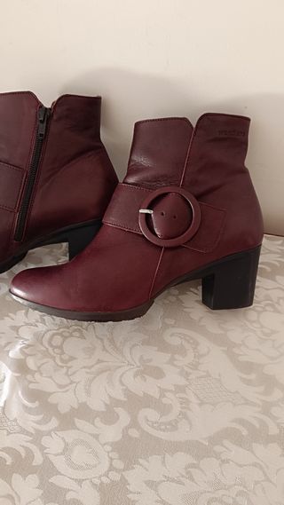 Botines WONDERS t.38 nuevas
