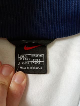 Chaqueta deportiva Nike Y2K blanca