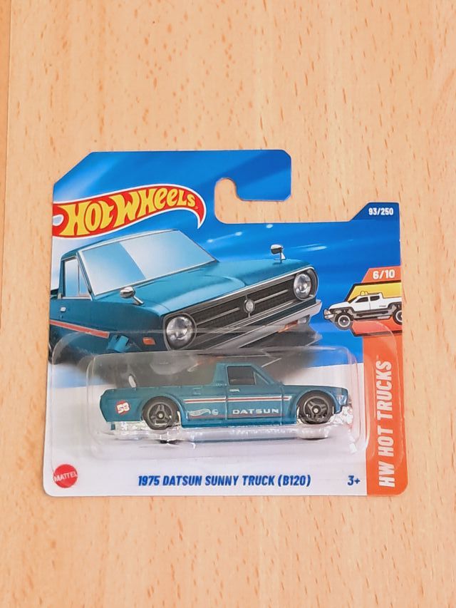 Hot Wheels Datsun Sunny Truck (B120)