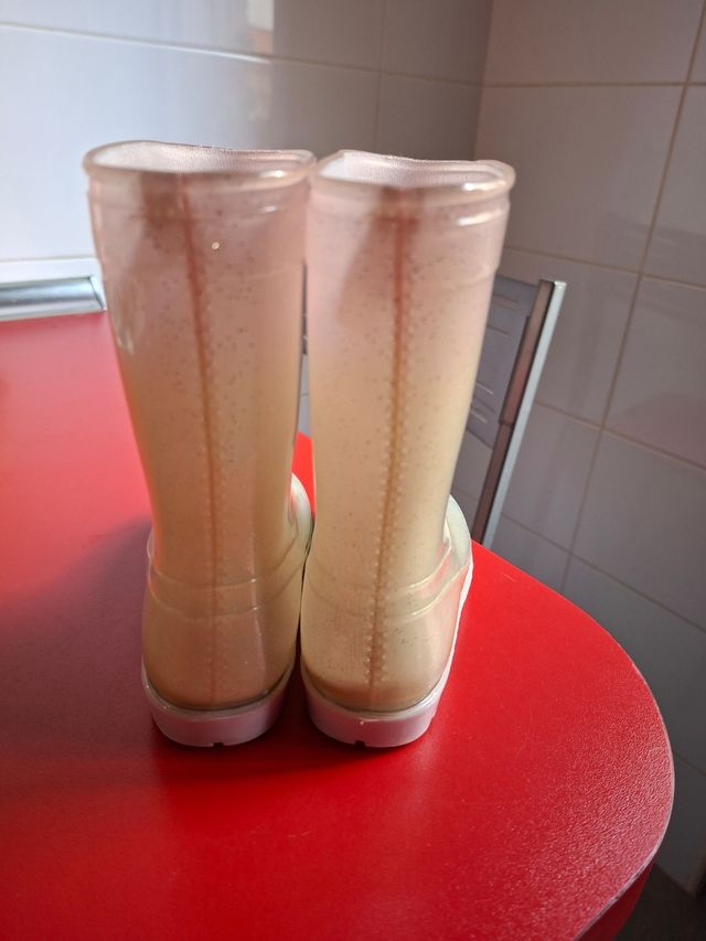 Botas de agua niña talla 24