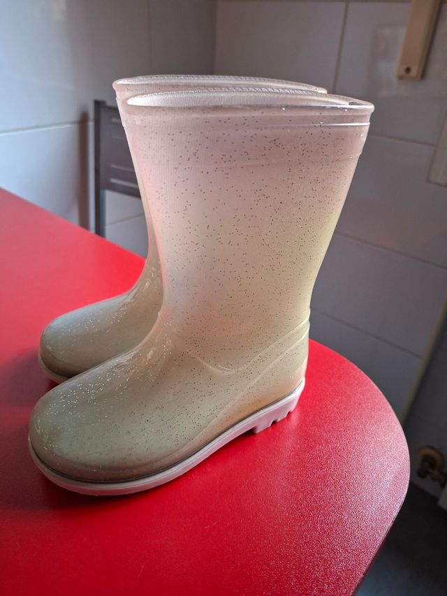 Botas de agua niña talla 24