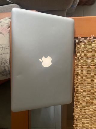 MacBook Pro 2012 Intel Core i7 8GB RAM 750GB