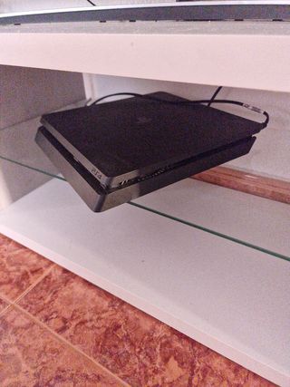 PS4 (PlayStation 4) Negra + 2 Mandos+cargador dual