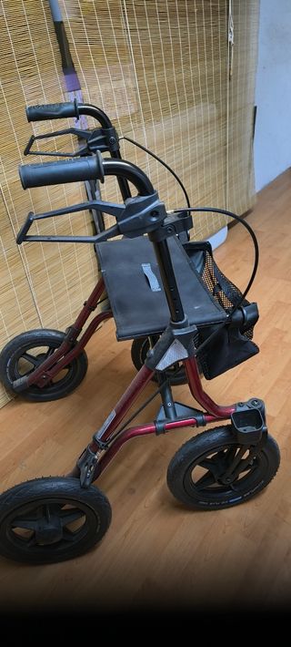 Andador 4 ruedas