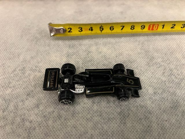 5 Macchinine Yat Ming da corsa assortite