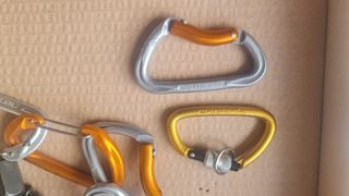 Moschettone da arrampicata