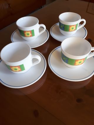 Juego 4 Tazas Café Porcelana Flores