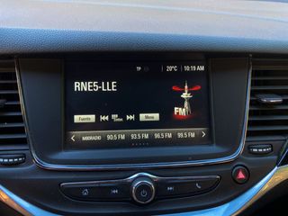 Opel Astra Dynamic S&S