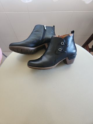 Botines Pikolinos Negros Talla 40