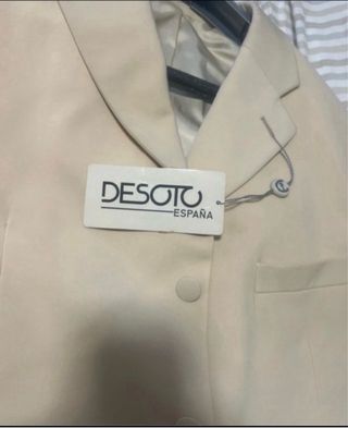 Traje  de hombre DESOTO Beige Talla XL Nuevo