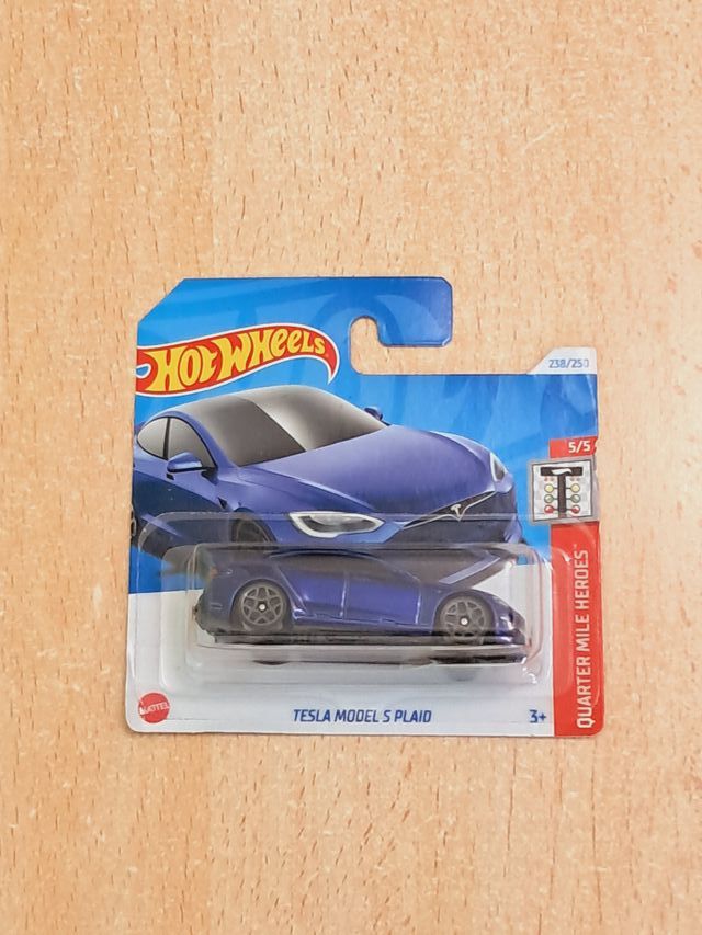 Hot Wheels Tesla Model S Plaid