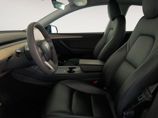 Tesla Model Y RWD
