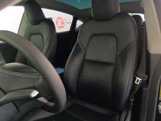 Tesla Model Y RWD