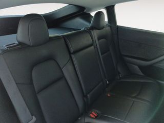 Tesla Model Y RWD