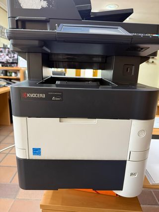 Impresora Láser Multifunción Kyocera