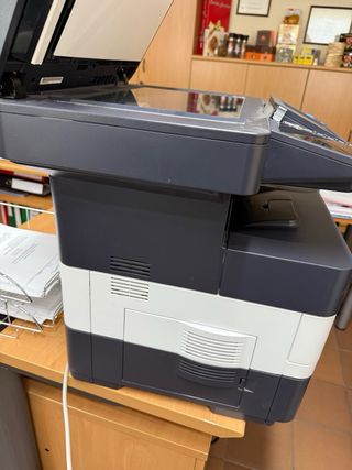 Impresora Láser Multifunción Kyocera
