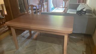 Mesa extensible de madera