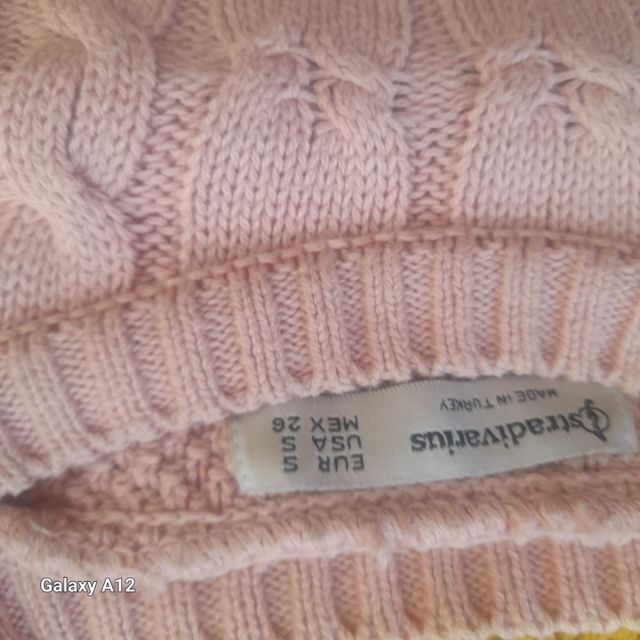 Dos jerséis de algodón rosa y amarillo