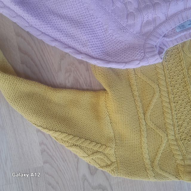 Dos jerséis de algodón rosa y amarillo