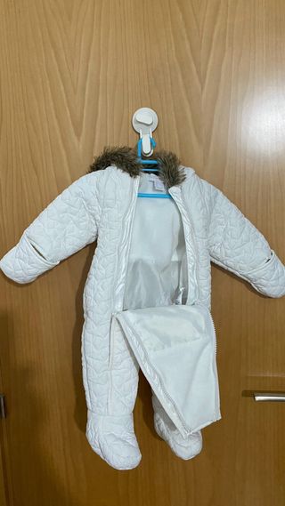 Buzo de invierno para bebé. 3-6 meses hasta 68 cm
