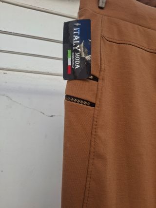 Pantalón mujer T 2XL con etiquetas. Medidas en des
