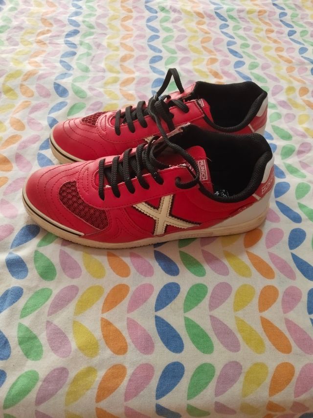 Botas de fútbol Munich Rojas