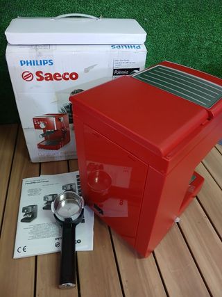 Cafetera Saeco Poemia Focus roja