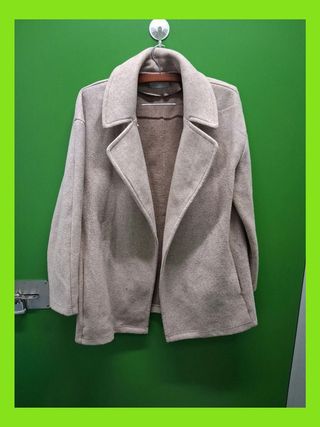 Abrigo oversize beige talla única