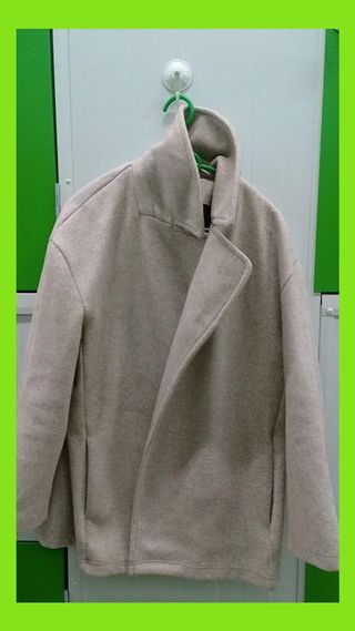 Abrigo oversize beige talla única