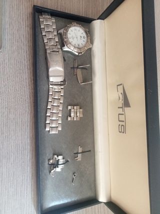 Reloj Lotus Plata