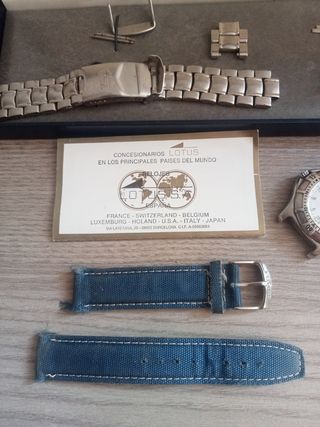 Reloj Lotus Plata