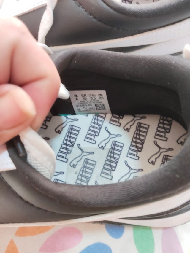 Deportivas Puma Blancas y Negras