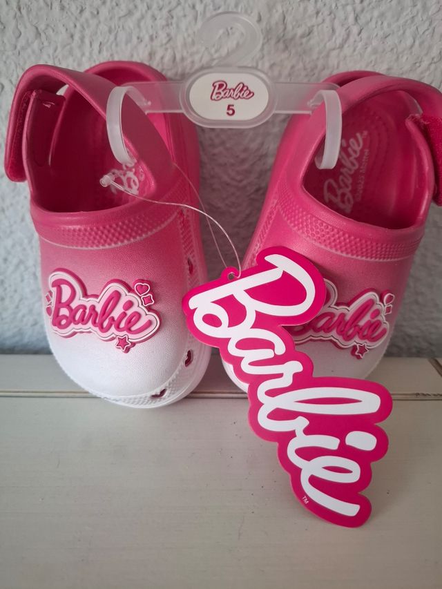 Zapatillas crocs Barbie