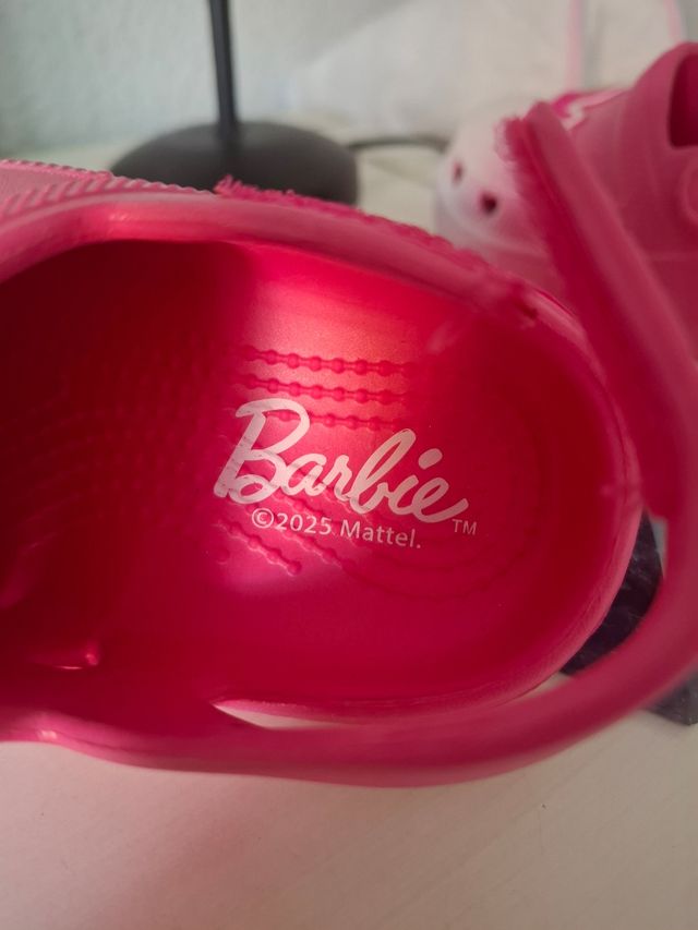 Zapatillas crocs Barbie