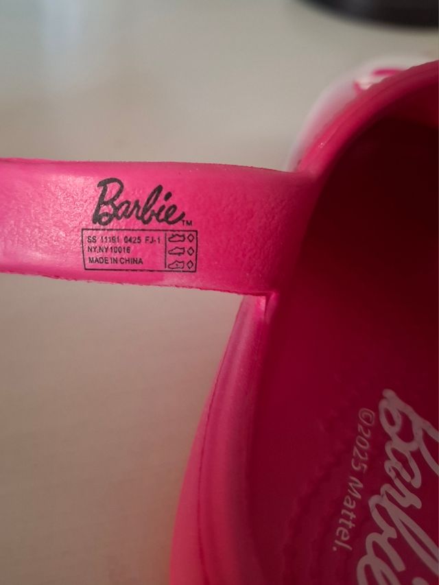Zapatillas crocs Barbie