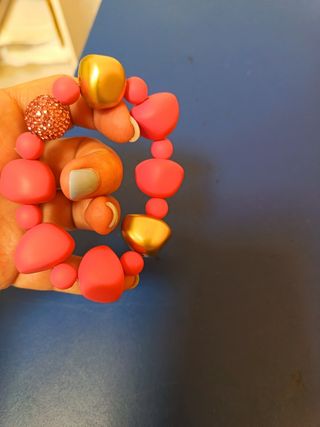 Bracciale con perle oro e fucsia