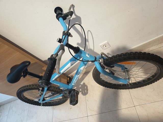 Bicicleta BMX Decathlon Atractor 20