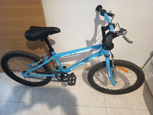 Bicicleta BMX Decathlon Atractor 20