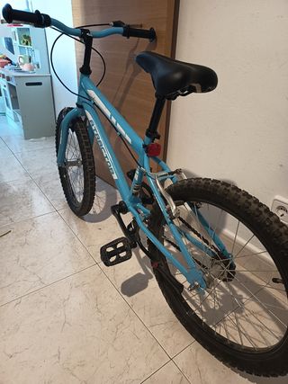 Bicicleta BMX Decathlon Atractor 20