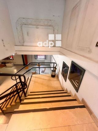 Local comercial en alquiler en Campo San Francisco - Plaza de América en Oviedo