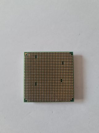 Procesador AMD Athlon 64 X2 AD044001IAA5D