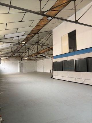 Nave industrial en venta en Can Tiana en Ripollet