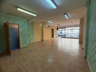Local comercial en venta en El Poble Sec - Parc de Montjuïc en Barcelona