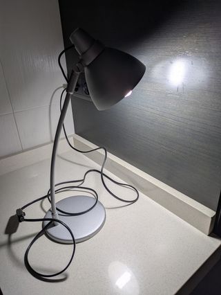 Flexo de mesa gris/plateado
