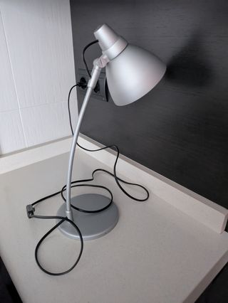 Flexo de mesa gris/plateado