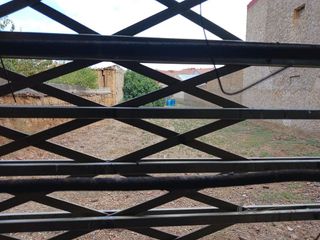 Local comercial en venta en La Chantría - La Lastra en León