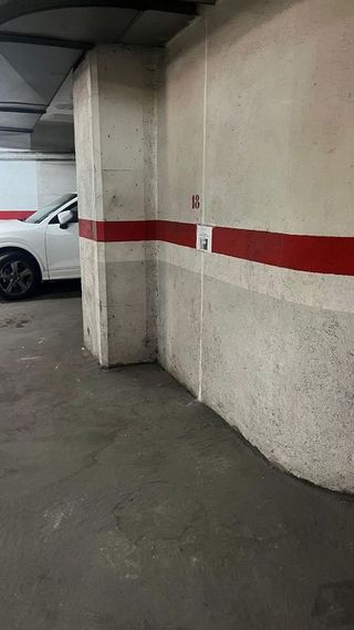 Garaje en venta en El Centre en Esplugues de Llobregat