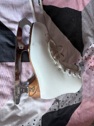 Patines Artísticos Hielo Blancos
Talla 37