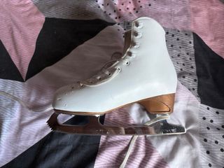 Patines Artísticos Hielo Blancos
Talla 37