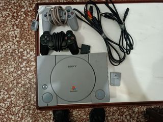 PlayStation 1 (PS1) gris